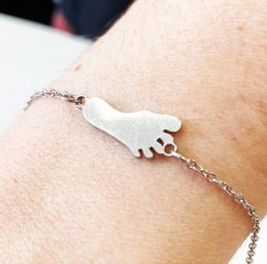 Oceľový náramok - retiazka s nožičkou