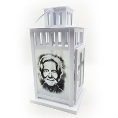 Lampáš s gravírovanou fotografiou a textom A