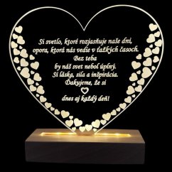 Personalizovaná LED lampa v tvare srdca s gravírovaním – originálny darček plný lásky a vďaky