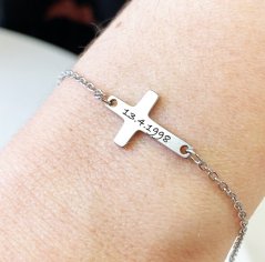 Oceľový náramok - retiazka s krížikom
