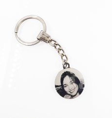 KĽÚČENKA S GRAVÍROVANÍM FOTOGRAFIE - KRUH