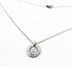 PRÍVESOK S GRAVÍROVANÍM FOTOGRAFIE - MEDAILON