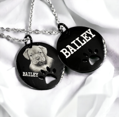 PRÍVESOK S GRAVÍROVANÍM FOTOGRAFIE - KRUH S LABKOU