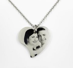 GRAVÍROZOTT FÉNYKÉPES MEDÁL - FORMÁZOTT SZÍV