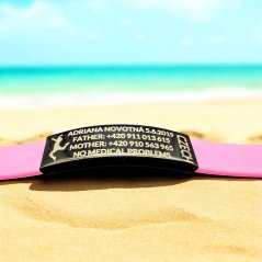 Gravírovaný bezpečnostní náramek pro děti s vlastním textem a obrázkem – identifikační náramek na dovolenou