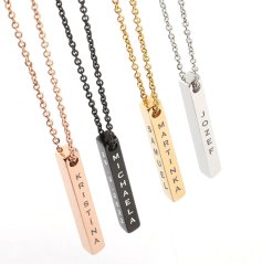 GRAVÍROZOTT MEDÁL - QUADRA